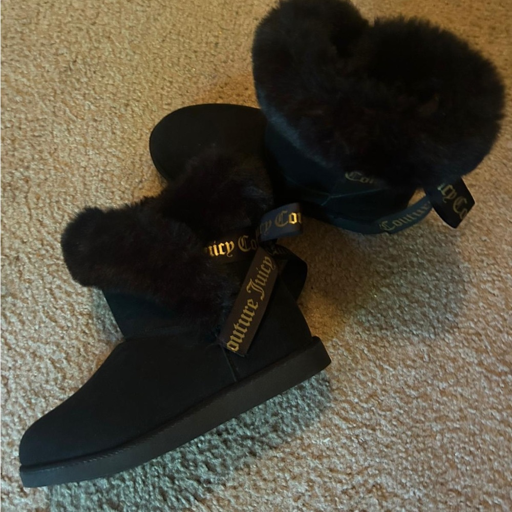 Juicy Couture Black Boots with Fur Trim